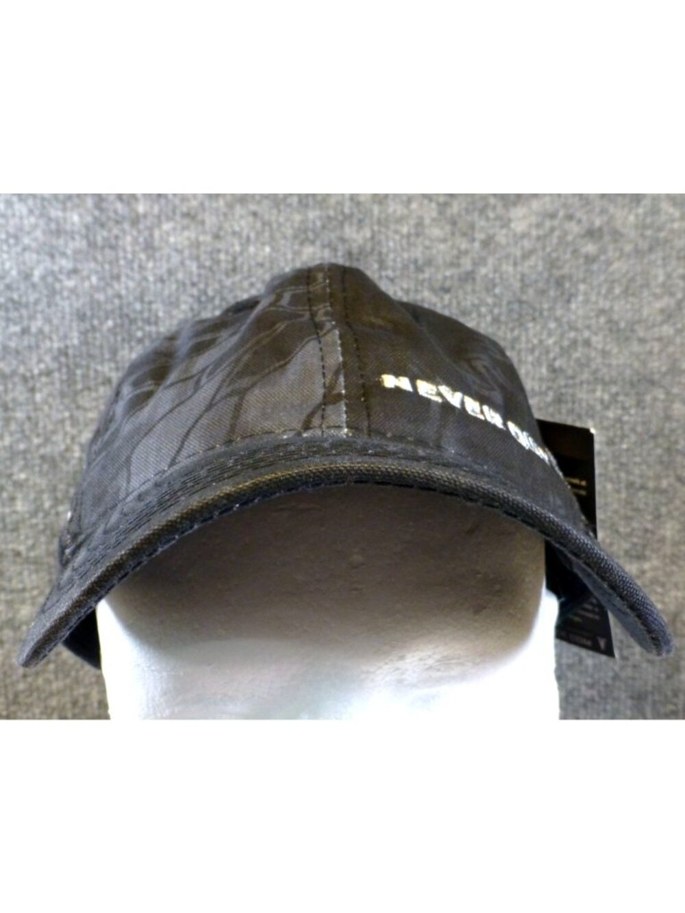 Hendrick‎ Motorsports Kryptek Typhon Q3 Adjustable Black Hat Never Quit Design
